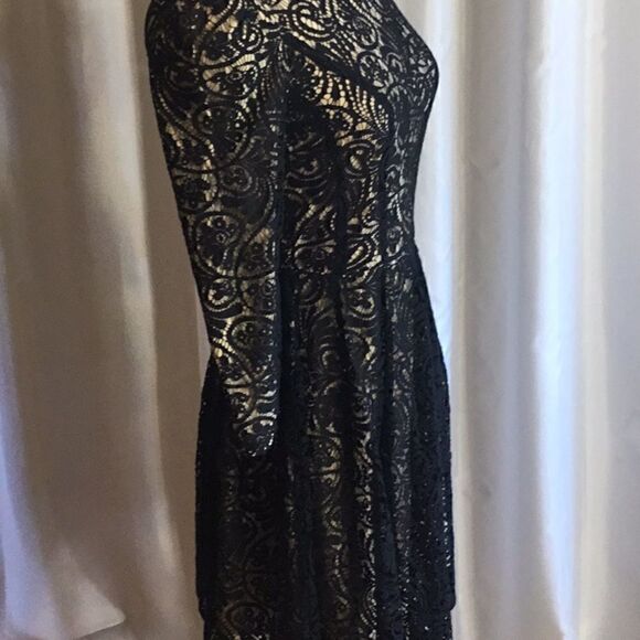 Form fitting black lace dress with long sleeves in size small by ARK & CO. - Picture 5 of 14